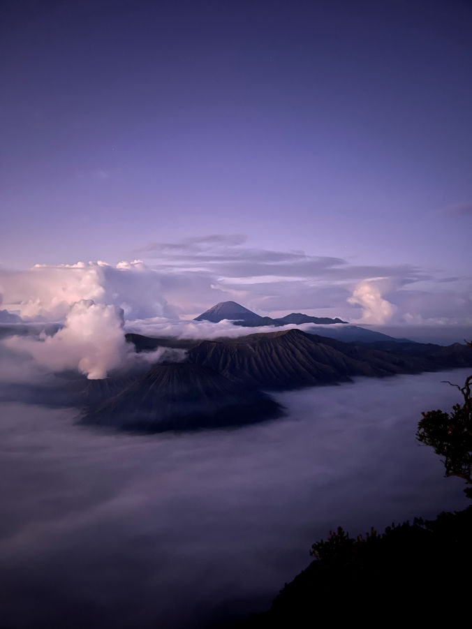 Le volcan Bromo de nuit