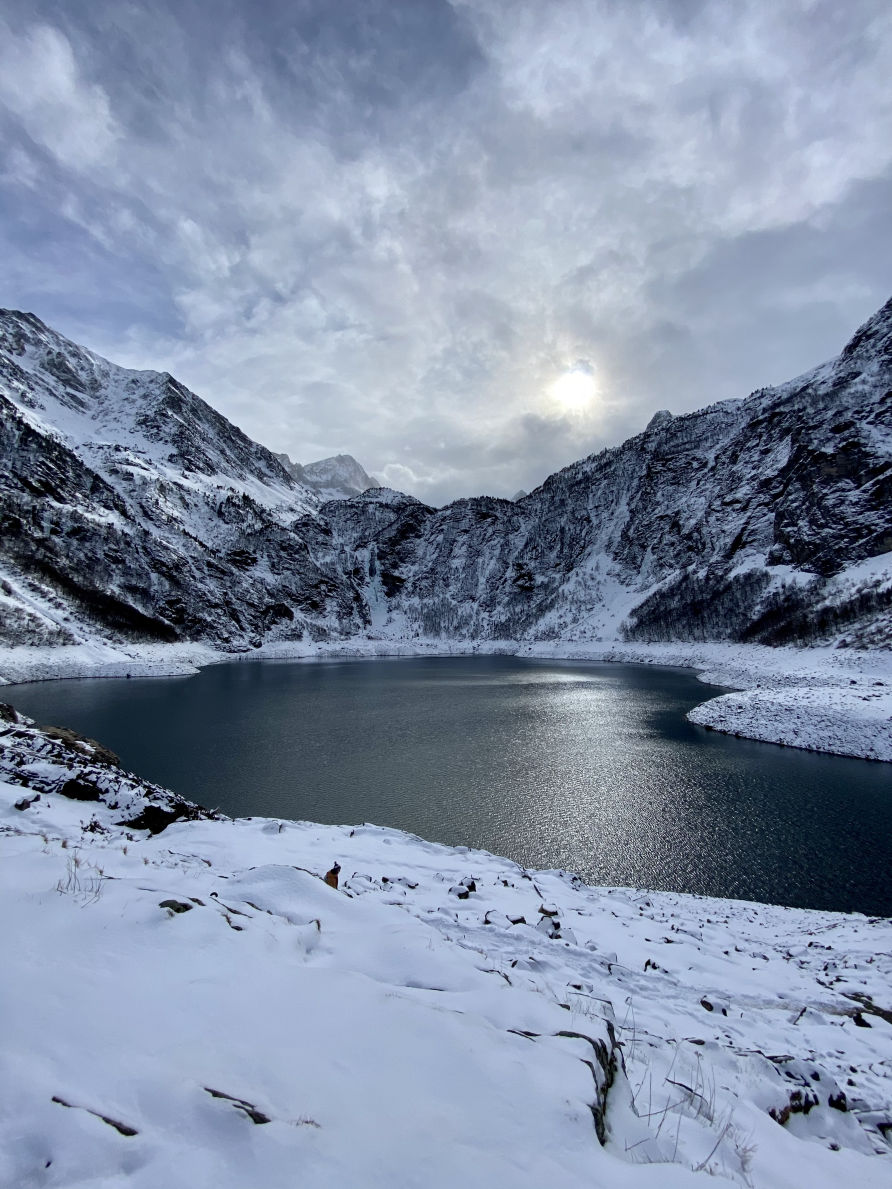 Le lac d'Oô au mois de janvier