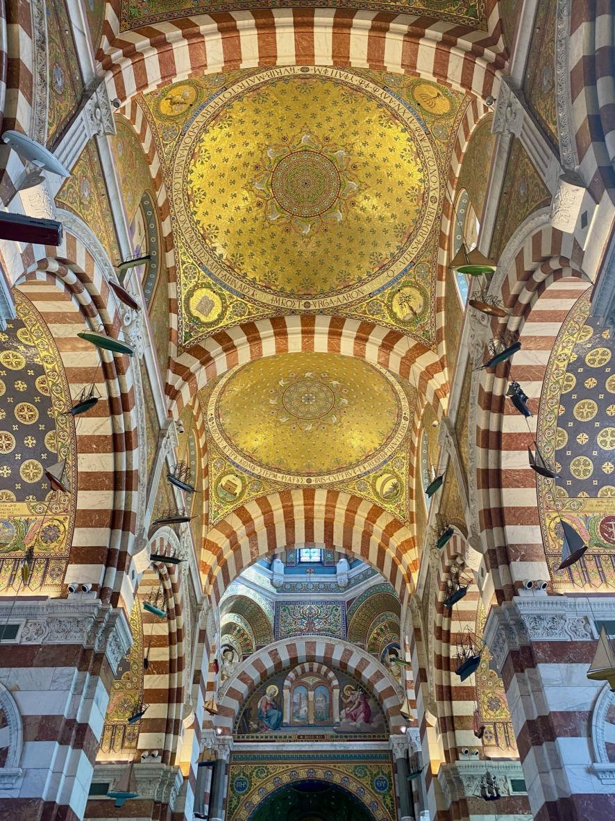 L'intérieur de la Basilique Notre-Dame de la Garde