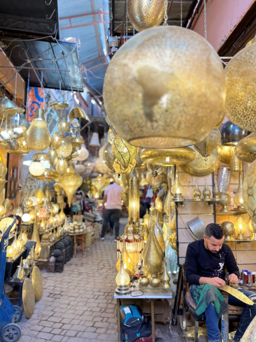 Les artisans du souk de Marrakech