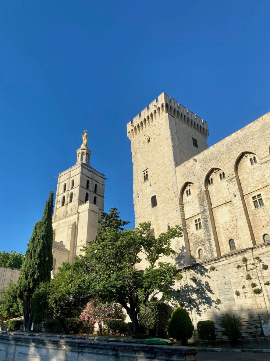 Avignon et son incroyable palais des papes
