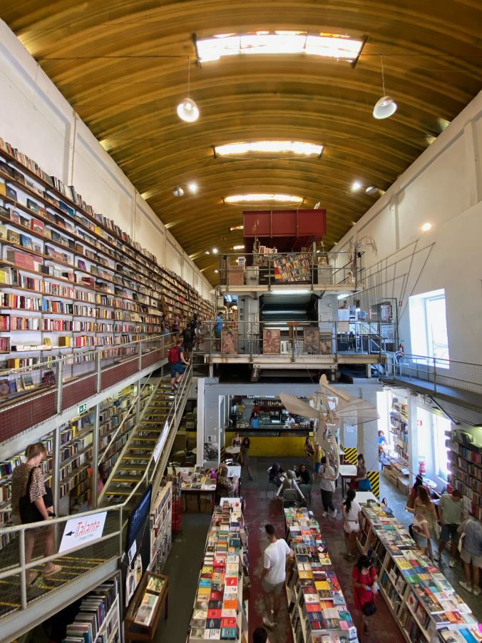 La librairie à la LX Factory
