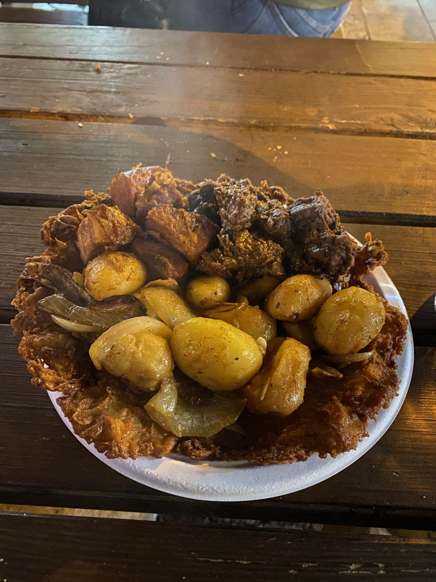 Découverte de la cuisine hongroise au marché de noël