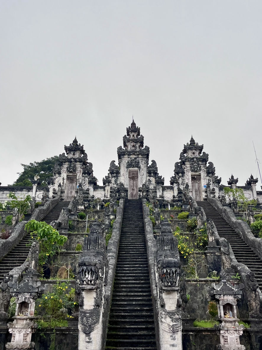 Le temple Lempuyang à Bali