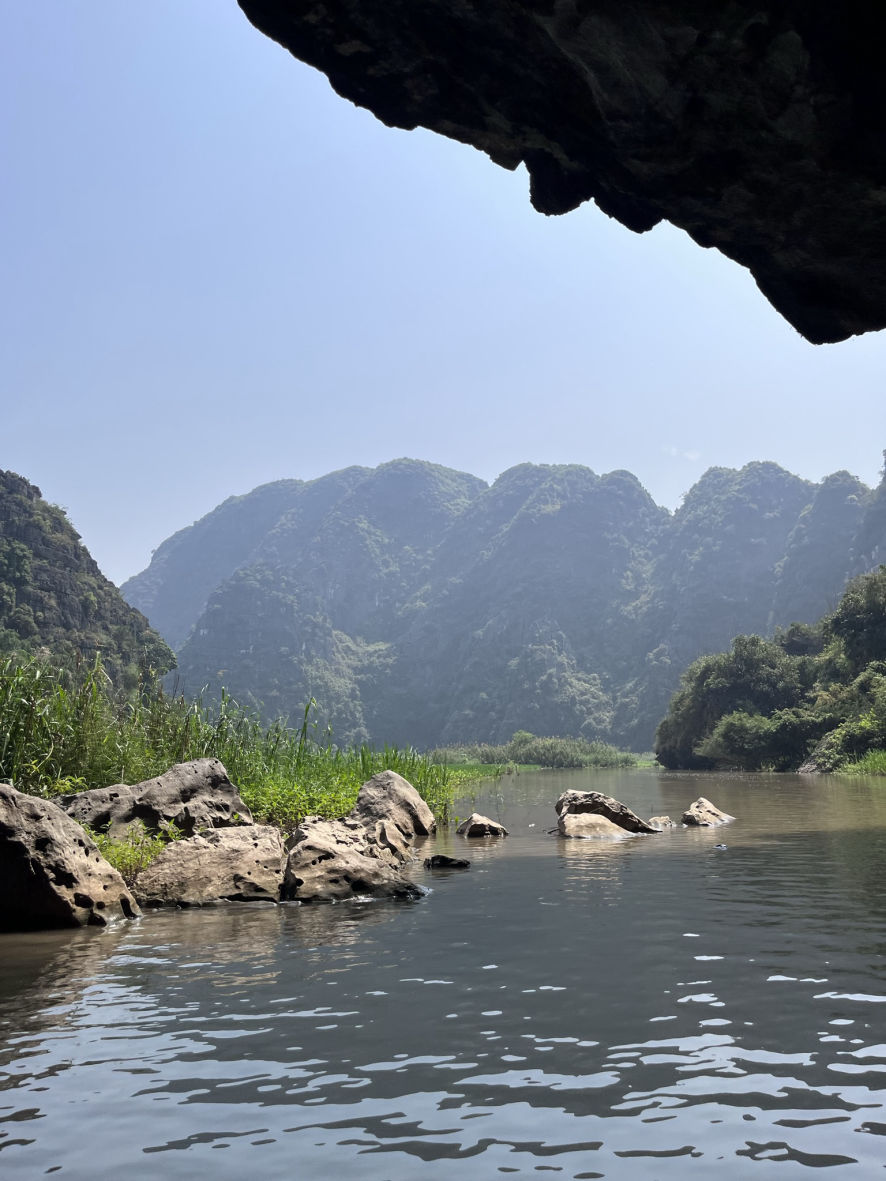 Balade en barque à Tam Coc