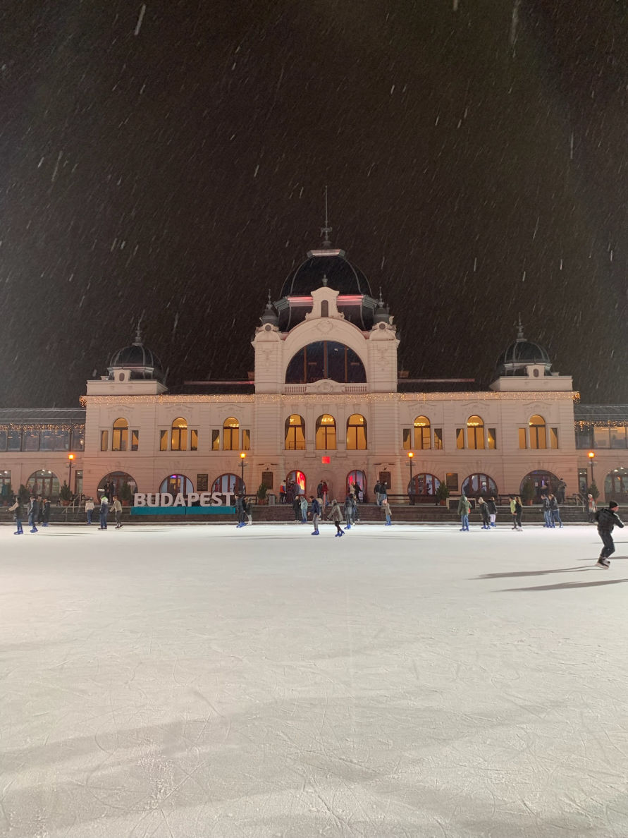 La plus grande patinoire d'Europe