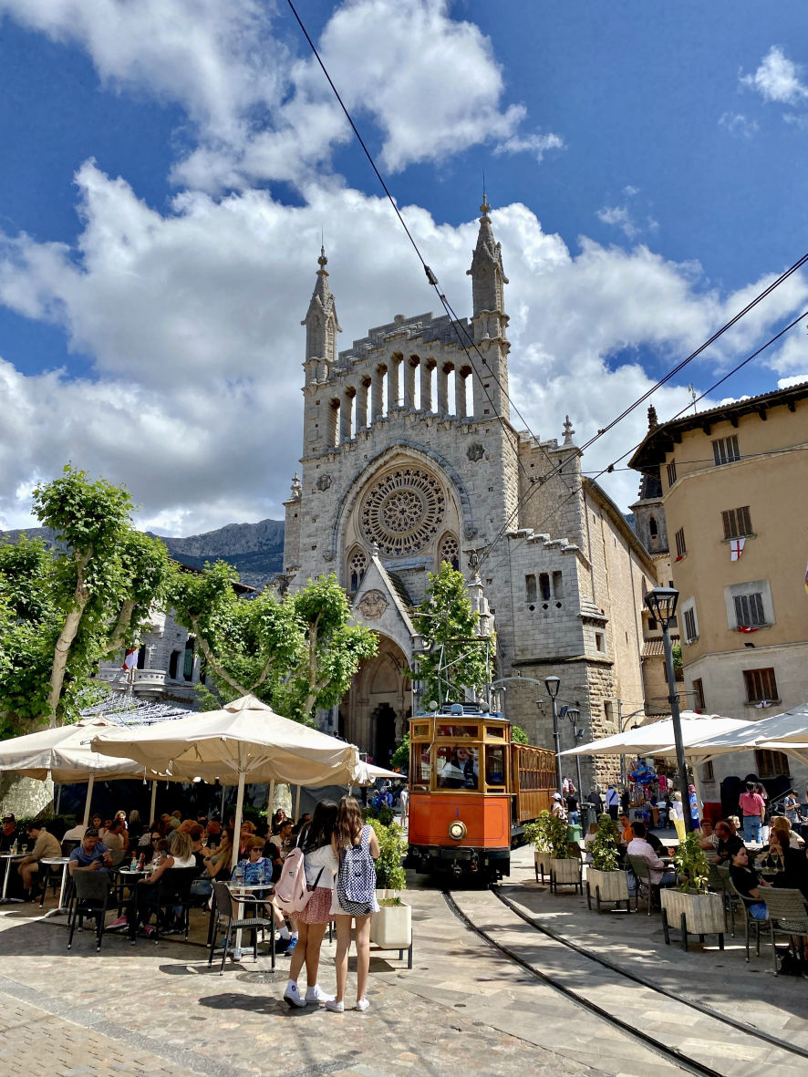 Soller et son fameux tramway